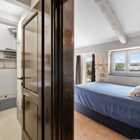 Gardens Apartment